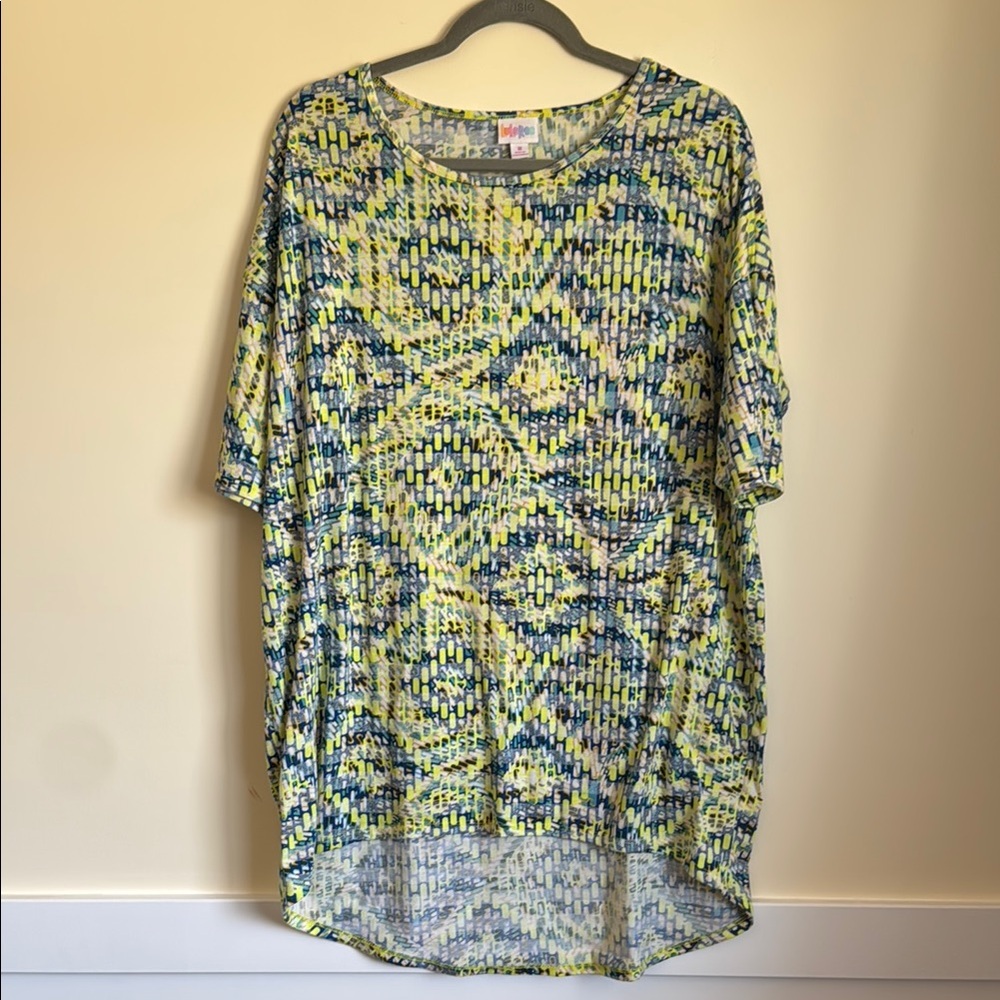 LuLaRoe Multicolor Abstract Print Top Size Medium